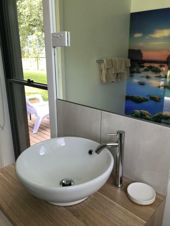 Appartement Langleys Port Campbell Hobby Farm Extérieur photo